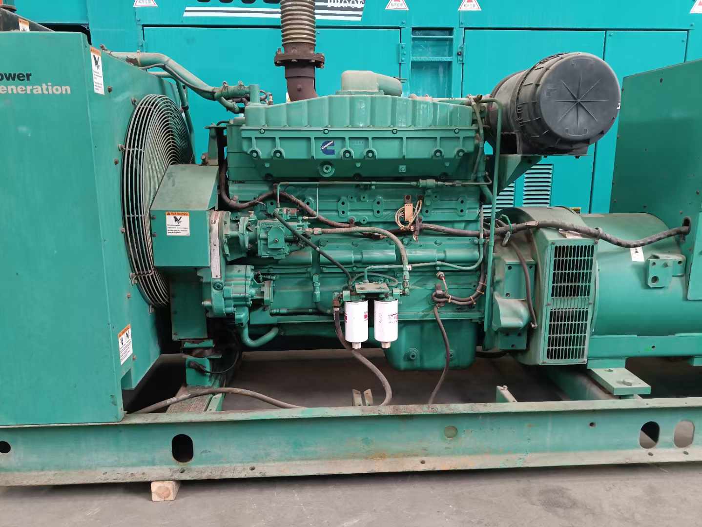端州过载会对 600kW 柴油发电机组造成哪些损害？